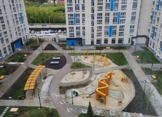 Трехкомнатная квартира в аренду, 70 м2, Екатеринбург, улица Щербакова, 148/2, Чкаловский район