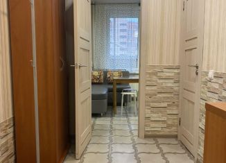 Сдается 2-ком. квартира, 60 м2, Московская область, Троицкая улица, 3