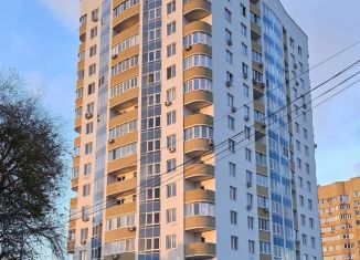 Продаю 2-ком. квартиру, 63 м2, Ульяновск, Транспортная улица, 18