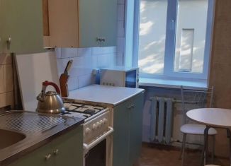 Продажа 2-комнатной квартиры, 44 м2, Санкт-Петербург, улица Губина, 21, метро Кировский завод