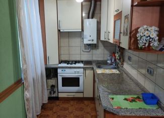 Продам 3-ком. квартиру, 50 м2, Таганрог, улица Ломоносова, 81