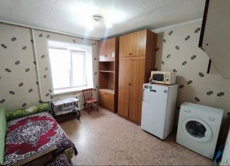 Продам комнату, 11.5 м2, Омск, улица Суровцева, 104