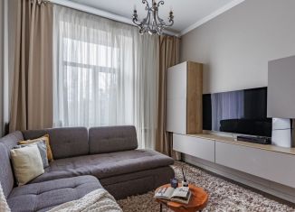 Продажа 3-ком. квартиры, 72.2 м2, Санкт-Петербург, улица Савушкина, 11, метро Старая Деревня