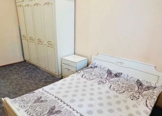 Сдается в аренду 1-комнатная квартира, 35 м2, Керчь, Набережная улица, 1