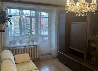 Сдам в аренду 2-ком. квартиру, 36 м2, Москва, улица Москворечье, 43, район Москворечье-Сабурово