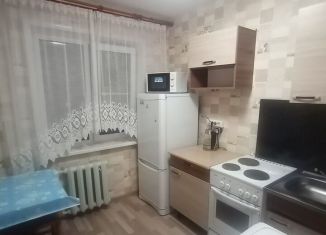 Сдаю в аренду 1-ком. квартиру, 30 м2, Чита, 4-й микрорайон, 12А