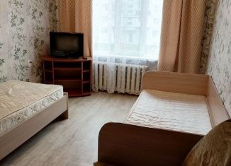 Сдается в аренду 1-ком. квартира, 40 м2, Псковская область, улица Апакидзе, 6