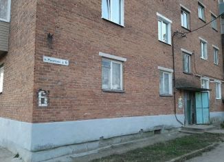 Продам трехкомнатную квартиру, 60 м2, Алексин, улица Макаренко, 6