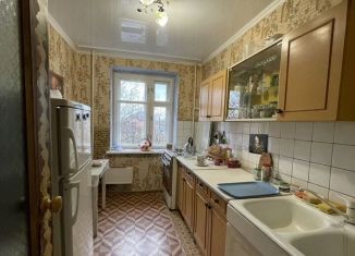 Продажа 3-ком. квартиры, 60 м2, Майкоп, улица Свободы, 419А