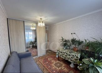 Продается 3-комнатная квартира, 59 м2, посёлок Московский, Урожайная улица, 2