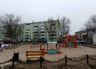 Продаю 3-комнатную квартиру, 56 м2, Нижний Новгород, улица Обухова, 49, Канавинский район