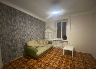 Продам 2-ком. квартиру, 43 м2, Красноярский край, Волгоградская улица, 4