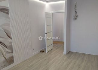 Продам 2-ком. квартиру, 68 м2, Владимир, улица Фейгина, 17