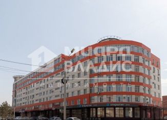 Продажа двухкомнатной квартиры, 117.6 м2, Омская область, улица 10 лет Октября, 70