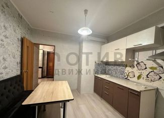 Продам 2-комнатную квартиру, 51.4 м2, Тюмень, улица Андрея Бушуева, 4к1, Калининский округ