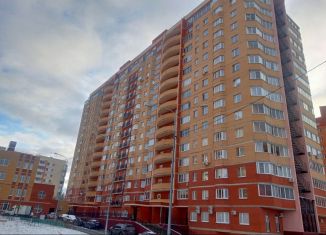 Продаю 2-комнатную квартиру, 78 м2, Дмитров, Спасская улица, 6А