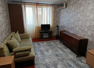 Сдам однокомнатную квартиру, 30 м2, Крым, проспект Победы, 17