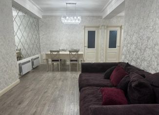 Аренда двухкомнатной квартиры, 85 м2, Махачкала, улица Лаптиева, 85