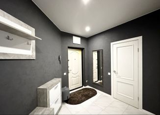 Сдаю в аренду 3-ком. квартиру, 85 м2, Кингисепп, Крикковское шоссе, 16