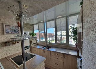 Продается двухкомнатная квартира, 43 м2, Тольятти, Приморский бульвар, 57, ЖК Питер