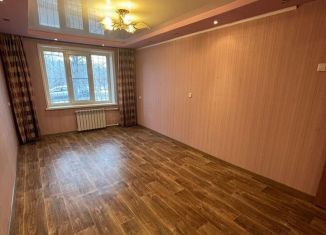 Продам трехкомнатную квартиру, 70.1 м2, Рубцовск, Никольская улица, 16