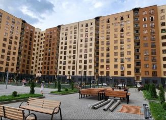 Продам 1-комнатную квартиру, 46 м2, Кабардино-Балкариия, улица Шарданова, 52