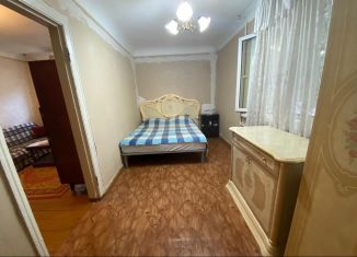 Продается 2-ком. квартира, 45 м2, Краснодар, улица Братьев Дроздовых, 26