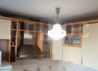 Продам 1-ком. квартиру, 30 м2, Екатеринбург, улица Верещагина, 14, метро Геологическая