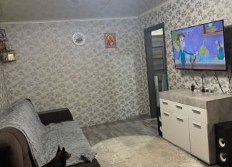 Продажа 3-комнатной квартиры, 65 м2, Магнитогорск, Советская улица, 56