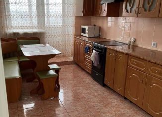 Сдаю двухкомнатную квартиру, 70 м2, Пермский край, Уинская улица, 3А