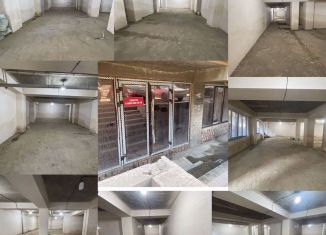 Сдаю торговую площадь, 220 м2, Махачкала, проспект Амет-Хана Султана, Ленинский район