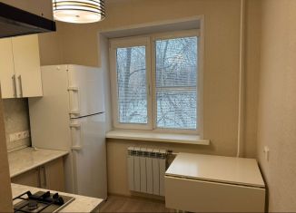 Сдам в аренду 1-комнатную квартиру, 32 м2, Республика Башкортостан, проспект Октября, 142/4