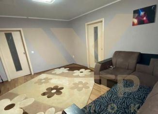 Продажа 3-комнатной квартиры, 72 м2, Алтайский край, Киевская улица, 1