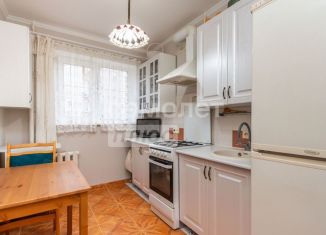 Продам 3-ком. квартиру, 53 м2, Республика Башкортостан, улица Чудинова, 5