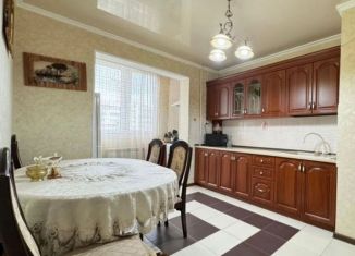 Продажа 3-ком. квартиры, 75 м2, Нальчик, проспект Шогенцукова, 34