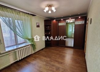 Продаю 2-ком. квартиру, 40.6 м2, Москва, Кутузовский проспект, 69к2, станция Кунцевская