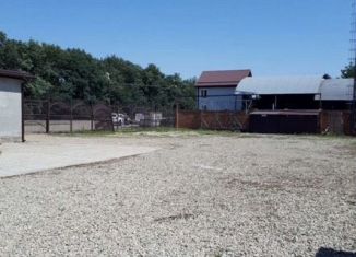 Продам торговую площадь, 1600 м2, станица Динская, Фонтанная площадь