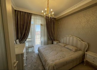 Продается двухкомнатная квартира, 61.2 м2, Махачкала, улица Азиза Алиева, 8, ЖК Золотые Ключи