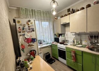 Продаю 3-ком. квартиру, 65.2 м2, Красноярский край, улица Сурикова, 10