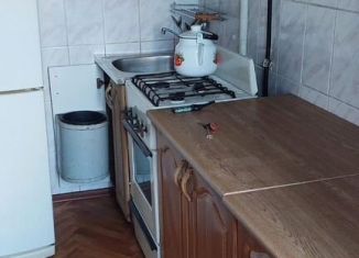 Сдается в аренду 2-комнатная квартира, 60 м2, Омск, улица 22 Апреля, 40А