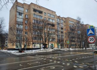 Сдам в аренду 2-ком. квартиру, 54 м2, Москва, 15-я Парковая улица, 54